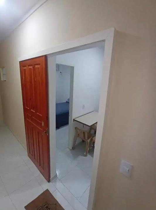 Hospedagem Baixo Custo 01 Apartamento *